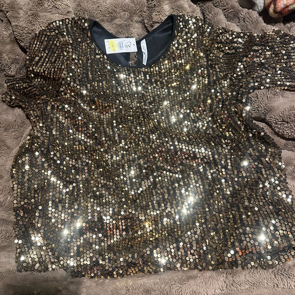 NY Collection Tops - NY Collection Gold Sequin Black Blouse
